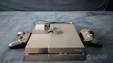 Play Station 4 Slim