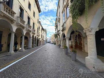 MULTILOCALE A VICENZA