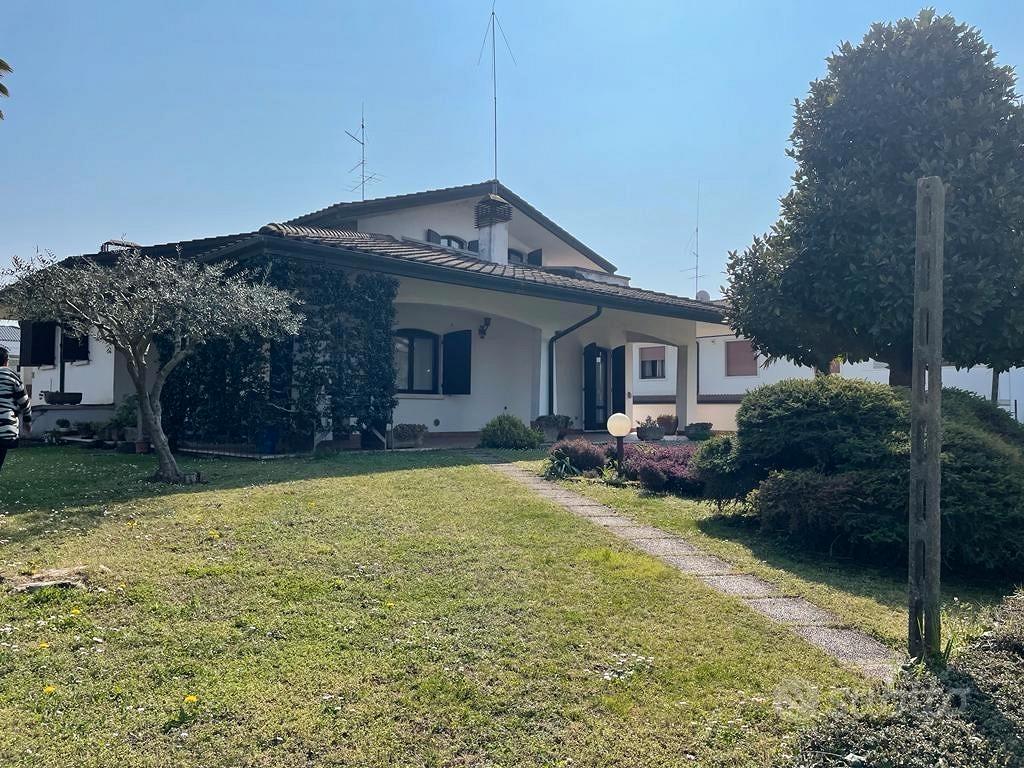 Belfiore: villa singola con giardino - Altro