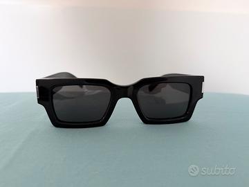 Occhiali da sole Saint Laurent modello SL 572
