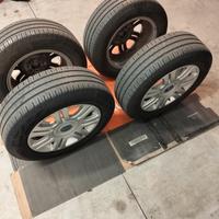 Gomme e cerchi in lega Fiat Stilo 
