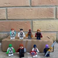 Set Minifigure supereroi Avengers