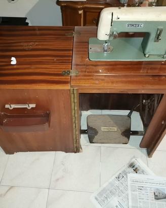 Macchina da cucire Vintage 