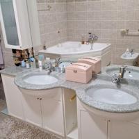 mobile bagno, poltrona, cucina, vasca idromassaggi