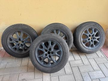 Cerchi in lega R15 Alfa Romeo 147 / 156 / GT