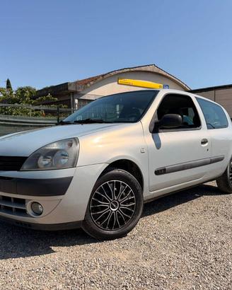 RENAULT - Clio - 1.2 3p. Confort