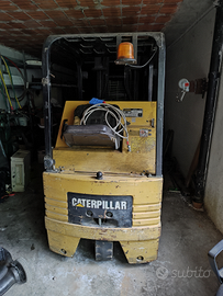Carrello elevatore caterpillar