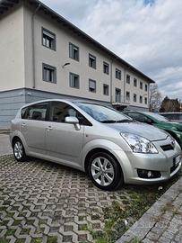 TOYOTA COROLLA VERSO