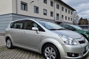 TOYOTA COROLLA VERSO