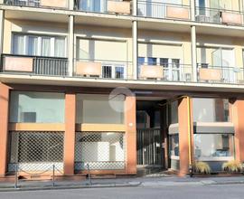 NEGOZIO A GALLARATE