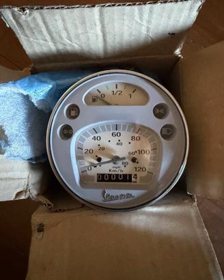 Contachilometri Vespa PX125-150-200 MilleniumNUOVO