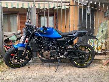 HUSQVARNA Vitpilen 701