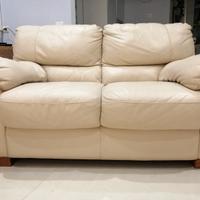 Divano da due posti beige
