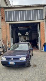Golf 4 usata tenuta in buono stato