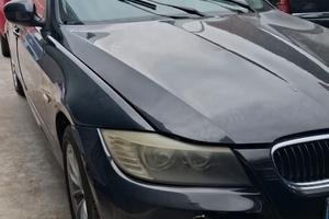 bmw 320d per ricambi