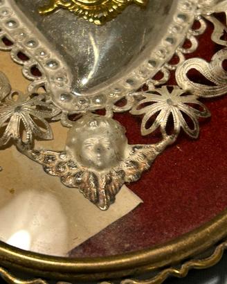 Oggetto votivo cristiano, con cornice in argento