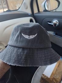 Cappello jensato Zadig & Voltaire nuovo con etiche