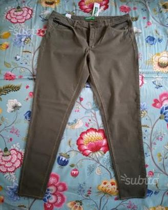 Pantaloni donna nuovi
