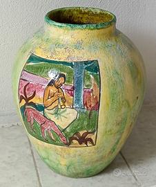 Vaso etnico dipinto a mano