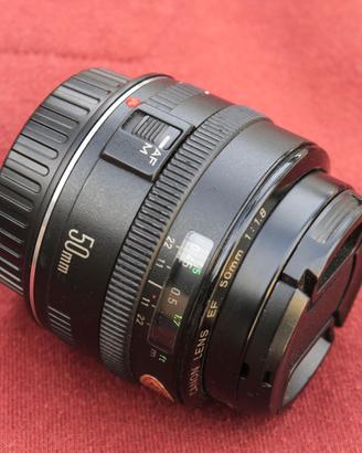 Canon 50 f1.8 MKI perfetto.