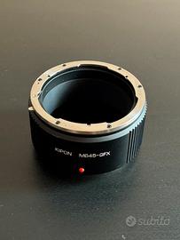 Kipon M645-GFX adattatore Mamiya 645 su Fuji GFX