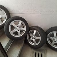 Cerchi e gomme invernali 175/65 r 15 Fiat Punto ev