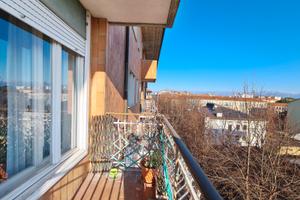 Bicamere + studio in Via C. Percoto