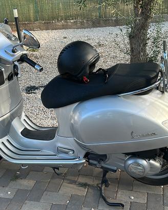 Vespa 125 gts