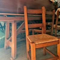 Mobili in legno .