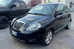 Lancia Ypsilon 1.4 NEOPAT. LEGGERE BENE