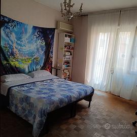 Singola SOLO DONNE metro Libia