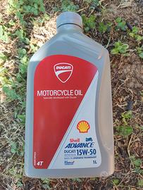 Olio motore 