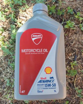 Olio motore 