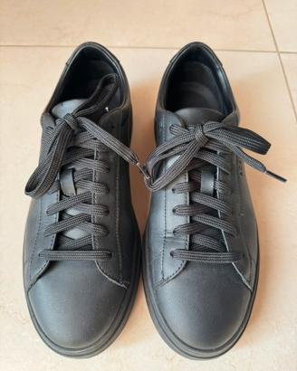 Scarpa Boss Kieran taglia 40 sneaker basse nero
