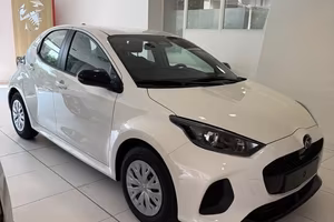 Mazda Mazda2 Hybrid 1.5 VVT e-CVT Full Hybrid...