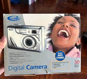 T-Logic TL-3000D Fotocamera Digitale 3.0 MP