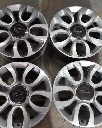 Cerchi in lega da 17 pollici per Fiat 500 L