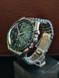 Omega Speedmaster Moonwatch ref 31030425001001