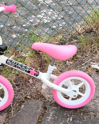 bicicletta senza pedali