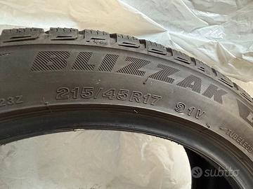 pneumatici invernali Bridgestone