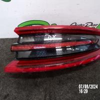 FANALINO POSTERIORE DESTRO MACAN 95B 2018