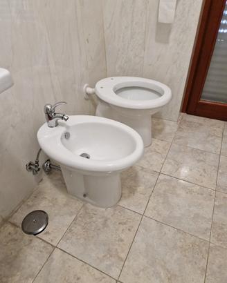 Coppia sanitari + rubinetteria 