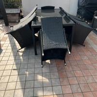 Set tavolo sedie da esteno