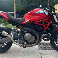 Ducati Monster 821 