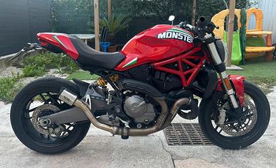 Ducati Monster 821 