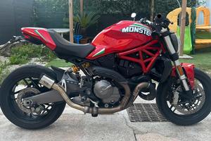 Ducati Monster 821 