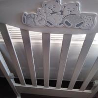 lettino con cassetto bianco 