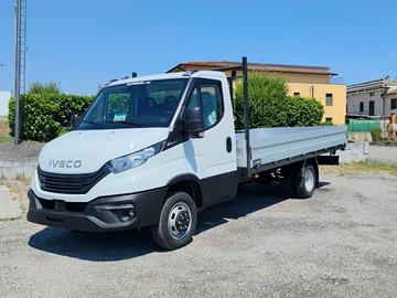 Iveco Daily 35C18 3.0 NUOVO Pianale cassone aperto