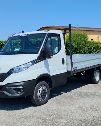 Iveco Daily 35C18 3.0 NUOVO Pianale cassone aperto
