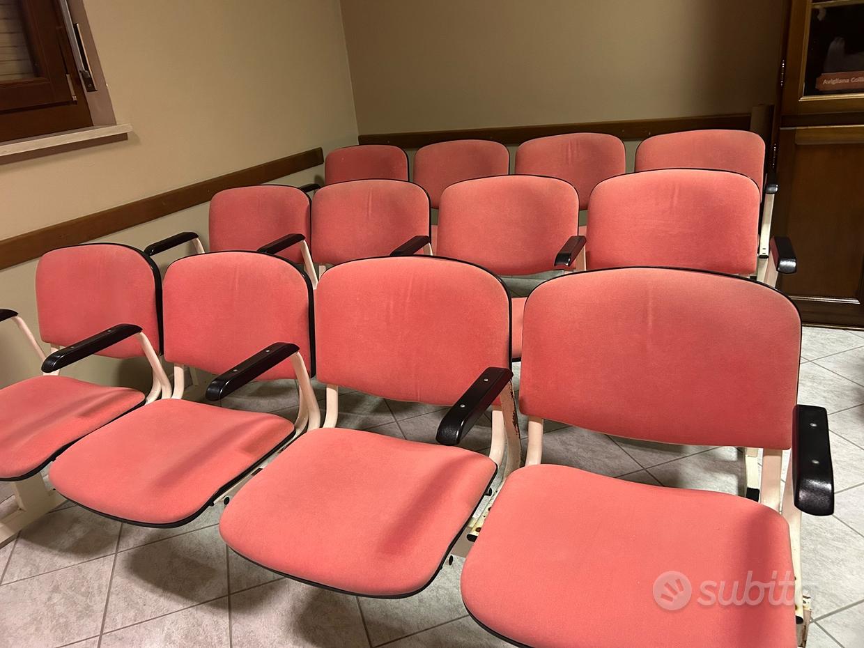 Teatro le sedie Mobili usati